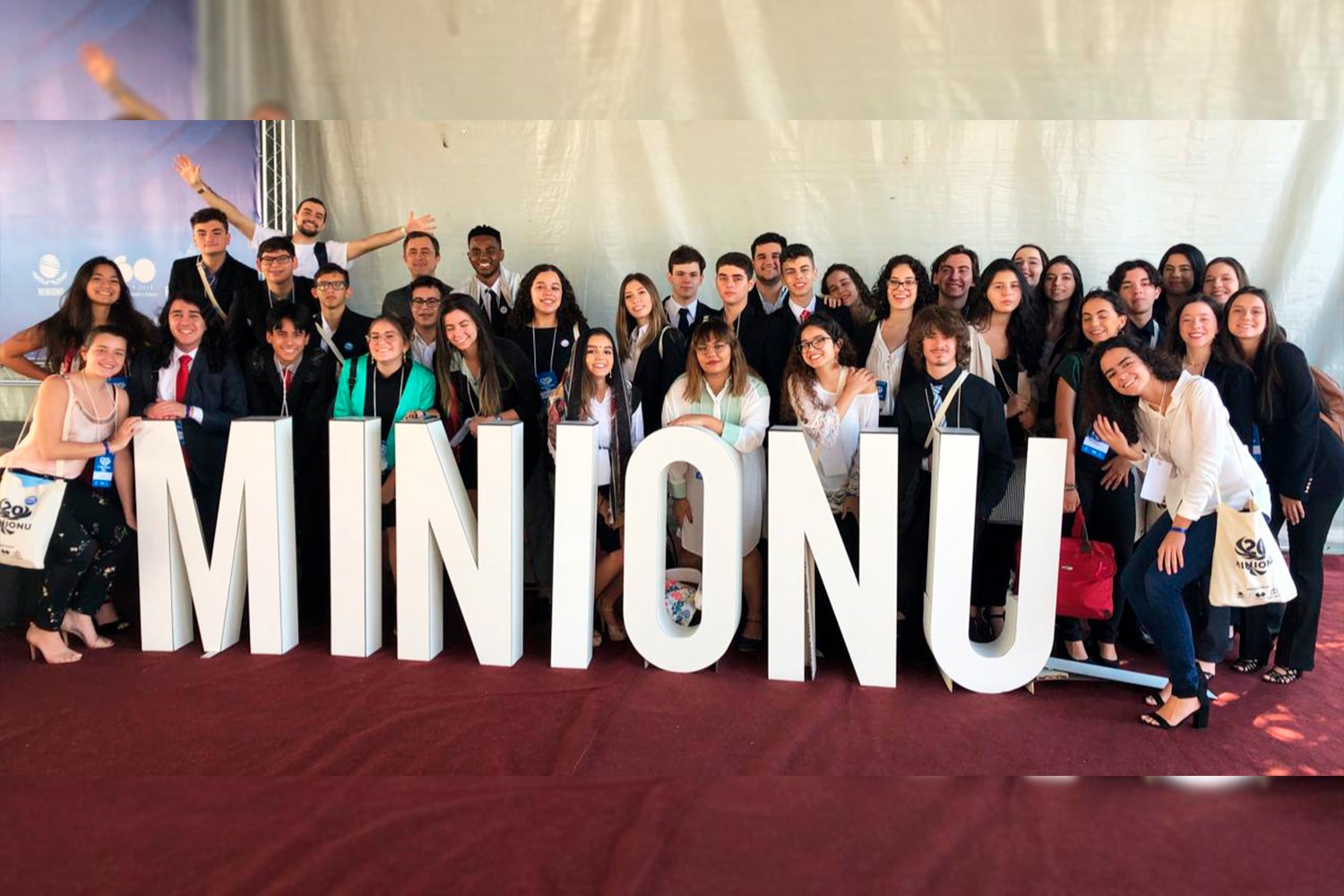 Alunos do Ensino Médio participam do 20º MINIONU em Belo Horizonte