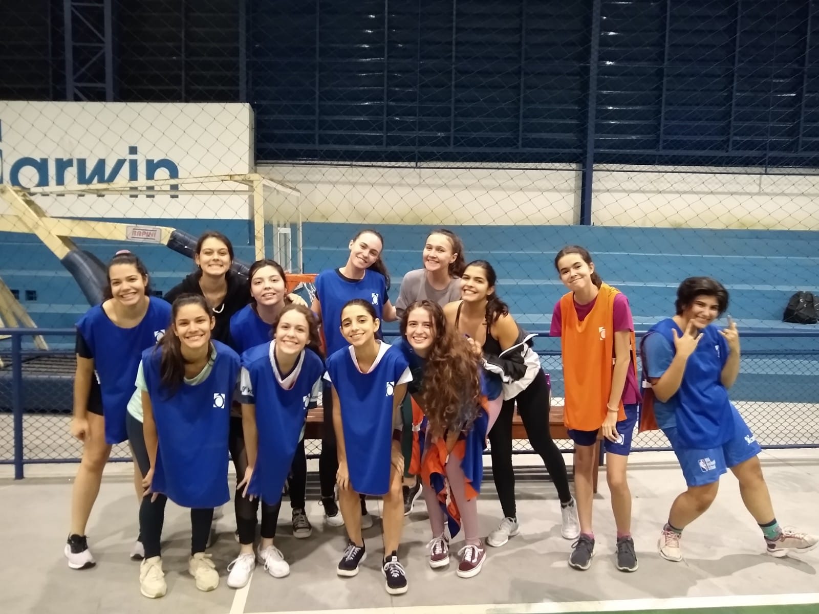 Alunas fazem bonito na Copa Darwin de Handebol Feminino