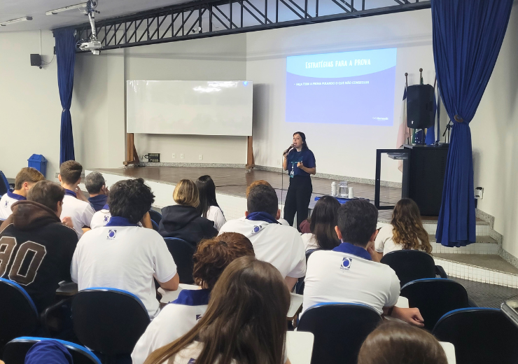 Palestra ajuda alunos a desvendarem a TRI