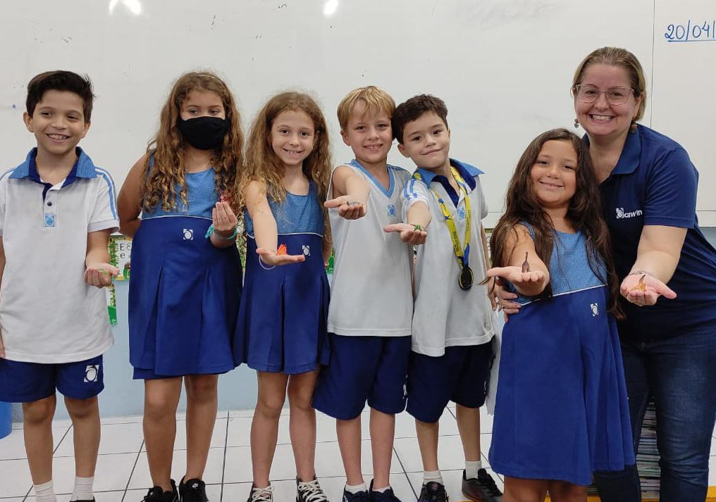 Turma do 3º ano cria o “Estrelato do Conhecimento” em Vila Velha